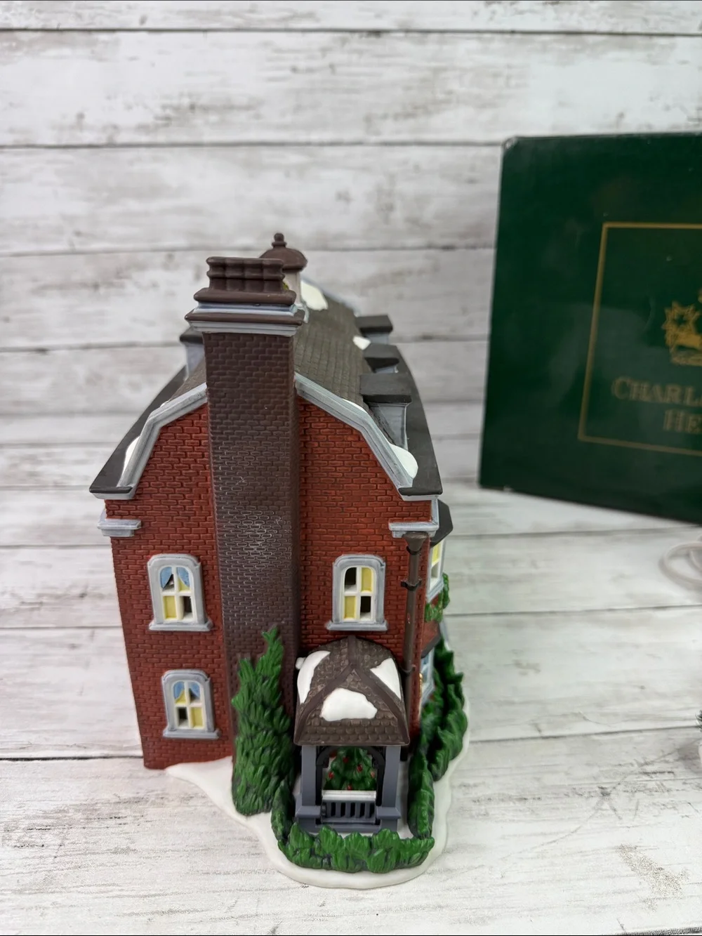 Dept 56 Heritage Charles Dickens Christmas Village Series Gad's Hill Place W Box